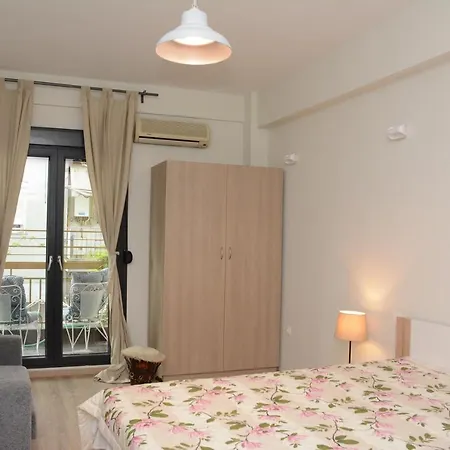 Happy Haris Place テッサロニキ